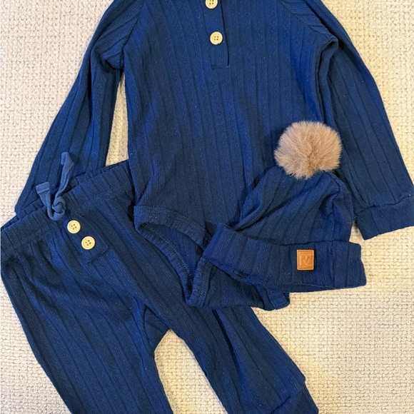 Rachel Zoe Midnight Blue Baby Outfit - Picture 6 of 6